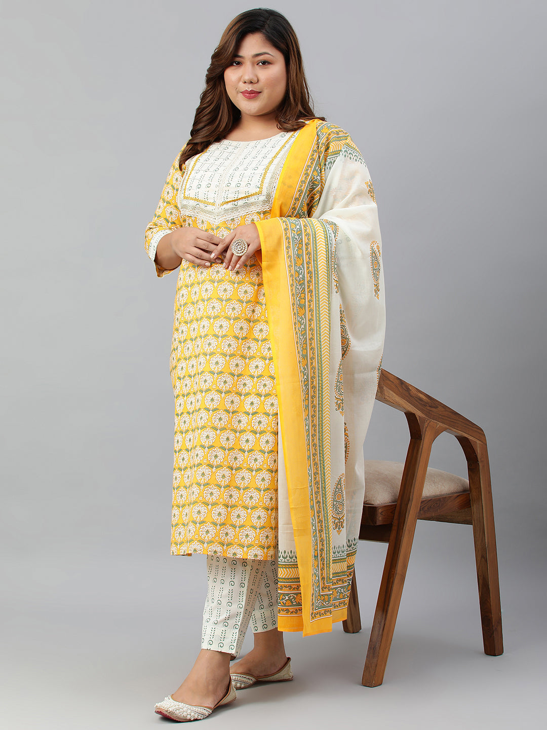 Janasya XL LOVE by Janasya Women's Plus Size Yellow Cotton Kurta With Pants and Dupatta