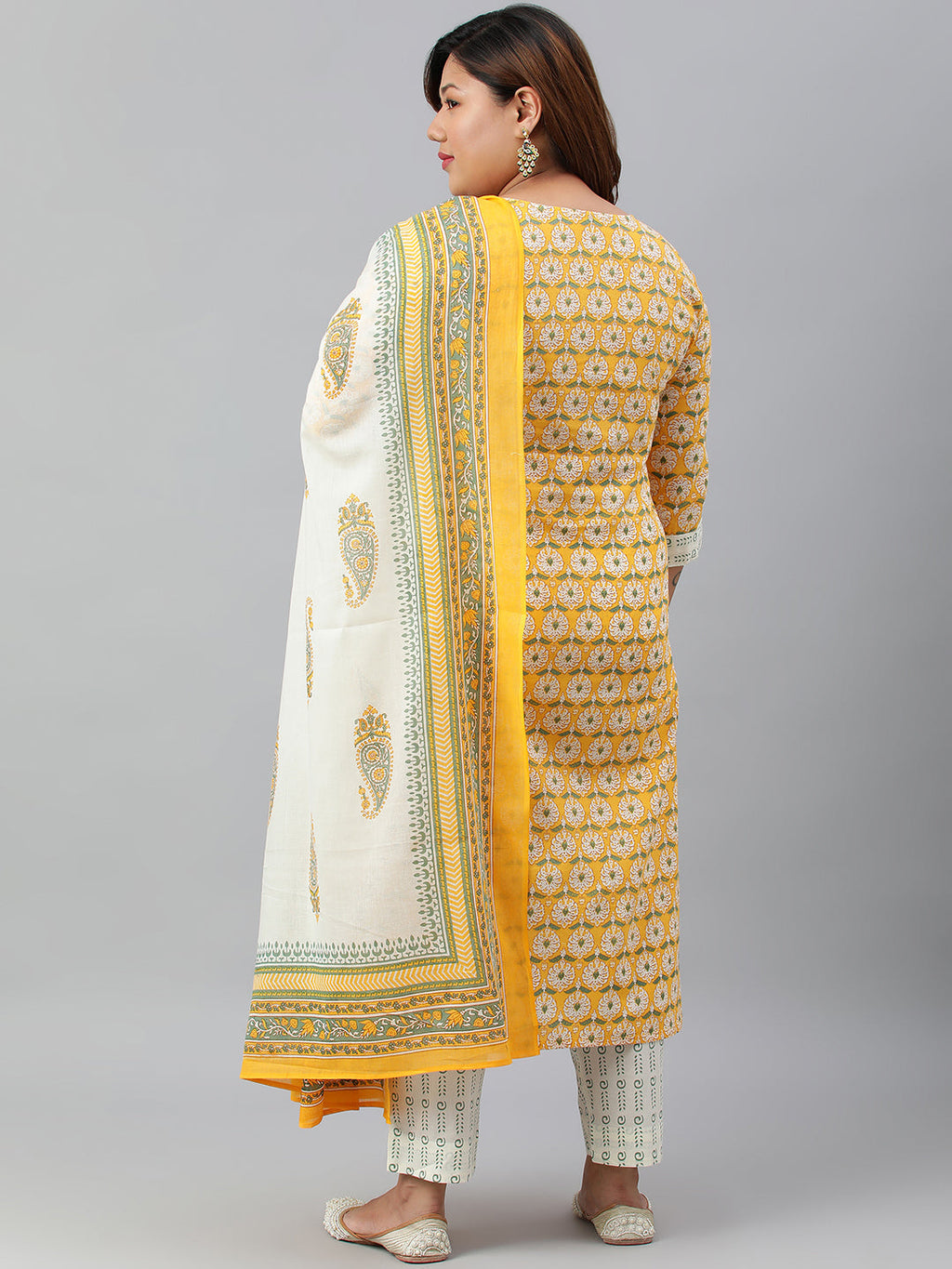 Janasya XL LOVE by Janasya Women's Plus Size Yellow Cotton Kurta With Pants and Dupatta