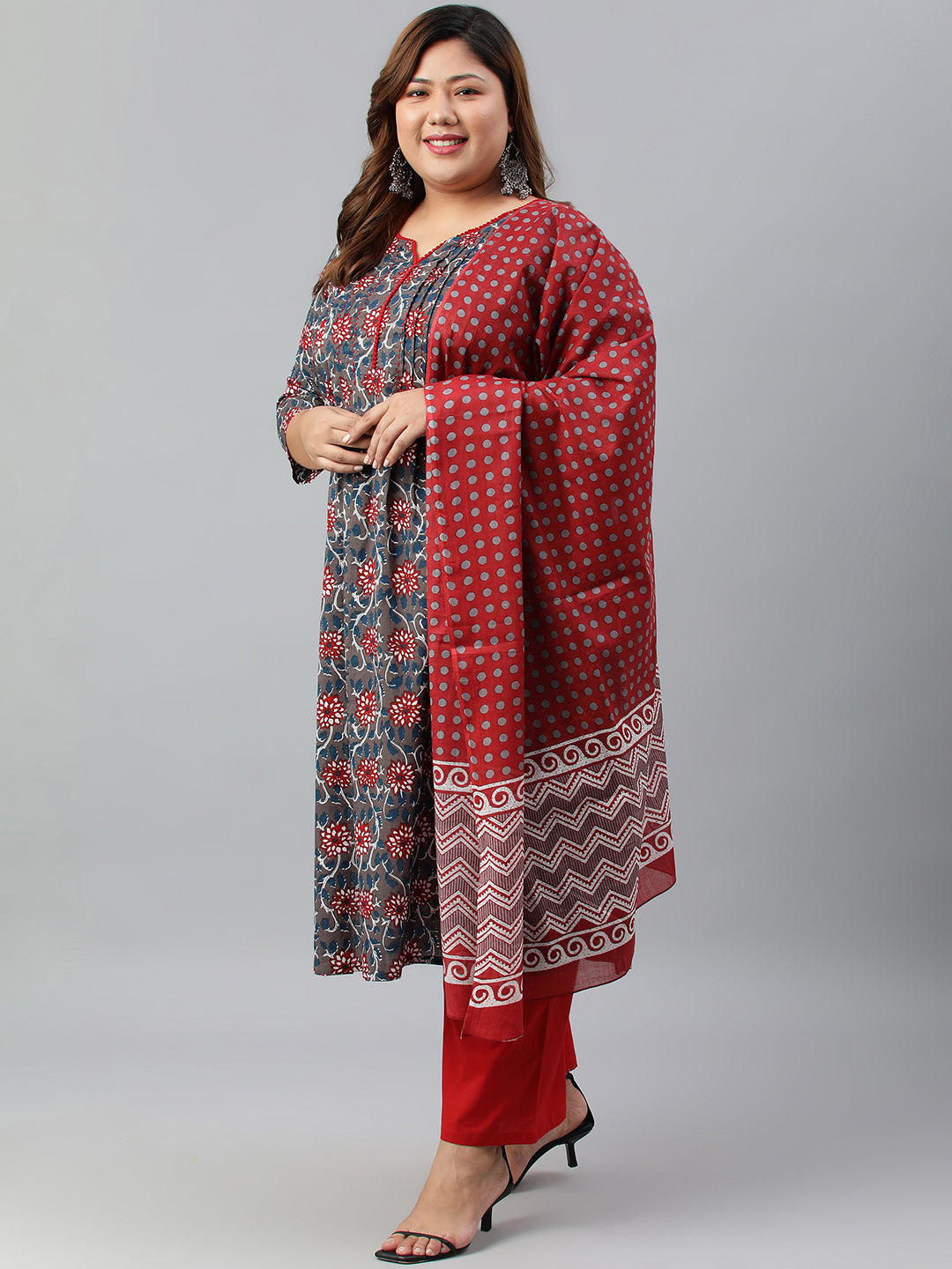 Janasya XL LOVE by Janasya Women's Plus Size Grey Cotton Kurta With Palazzo and Dupatta