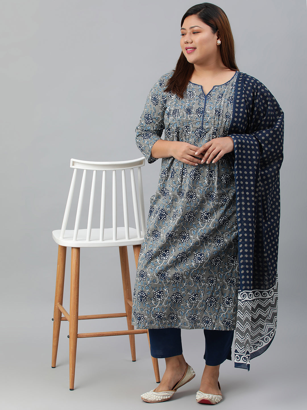 Janasya XL LOVE by Janasya Women's Plus Size Grey Cotton Kurta With Pant and Dupatta