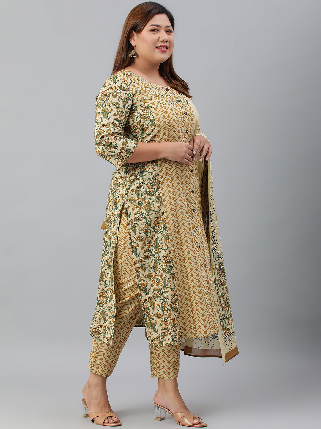Janasya XL LOVE by Janasya Women's Plus Size Beige Cotton Kurta With Pant and Dupatta
