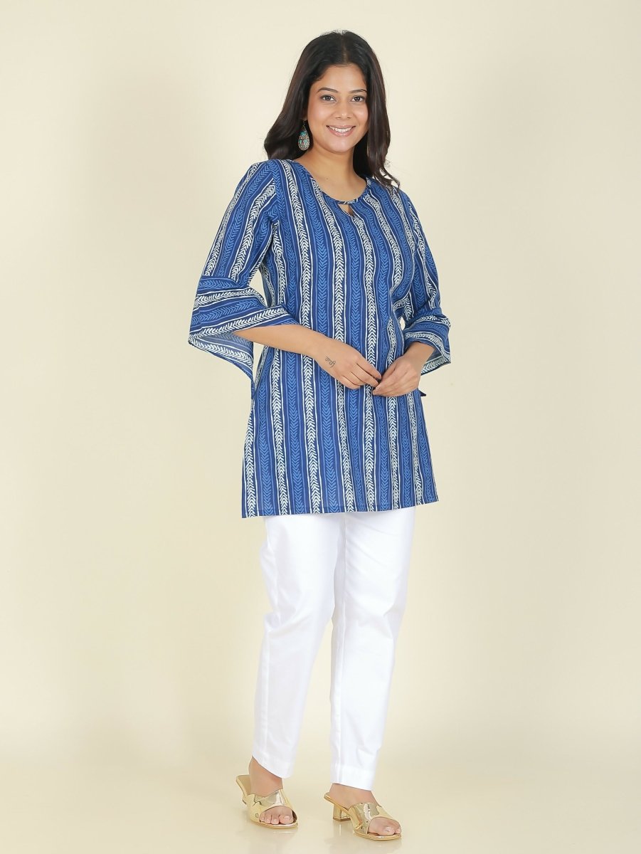 Aramya Blue Soft Cotton Striped Print Straight Kurta Set for Women