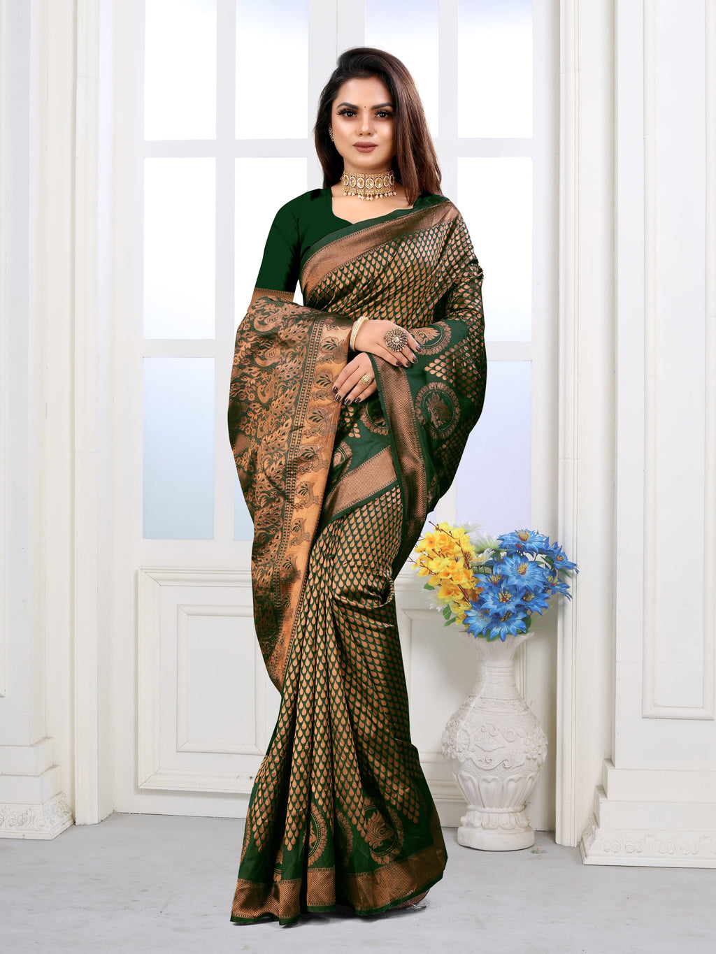 Vedant Vastram Litchi Silk Designer Banarasi Saree - Green