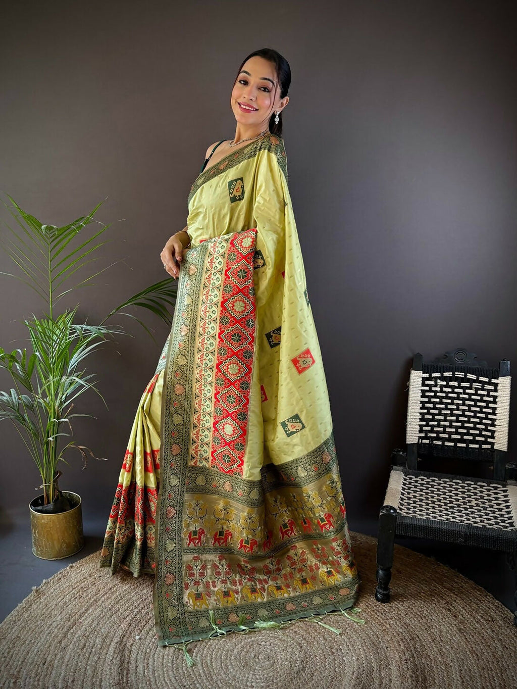 Joban Fashion Light Green Small Butti Banarasi Silk Sarees