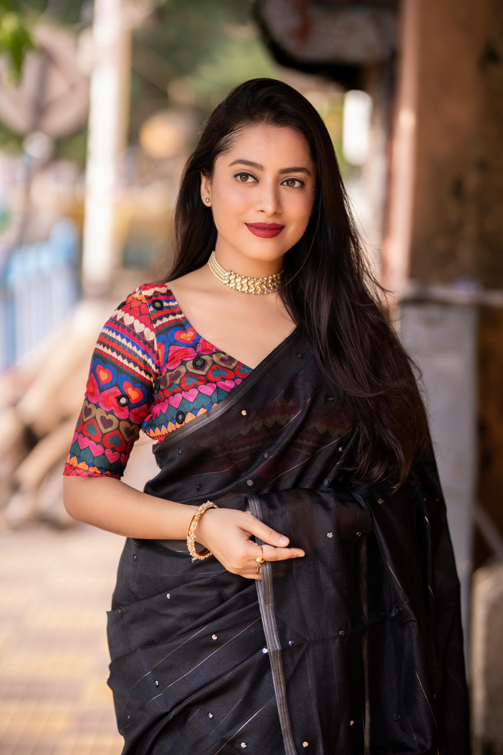 Black Pure Linen Ethnic Motifs Saree with Unstitched Blouse - Hiral Fashion