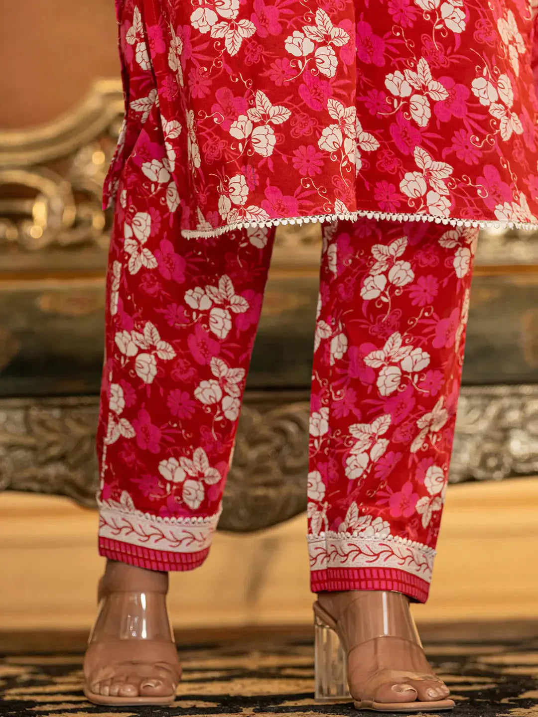 Yufta Pink Floral Print Straight Pakistani Style Kurta Trouser And Dupatta Set