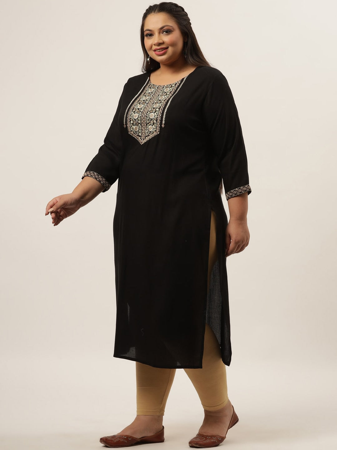 Yufta Black Embroidered Kurta Plus Size Women