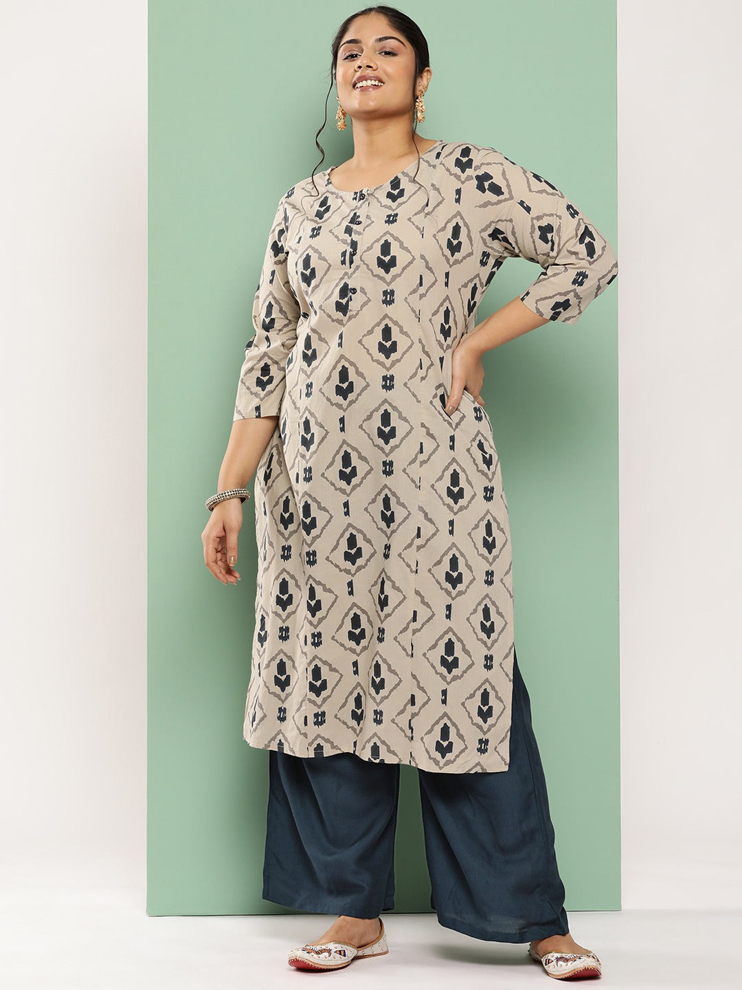 Yufta Plus Size Ethnic Motifs Printed Regular Cotton Kurta with Palazzos