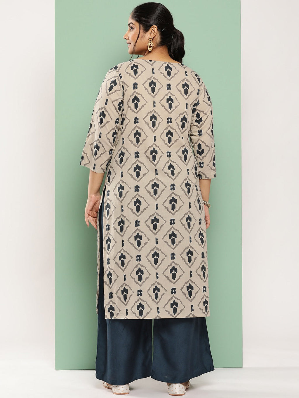 Yufta Plus Size Ethnic Motifs Printed Regular Cotton Kurta with Palazzos
