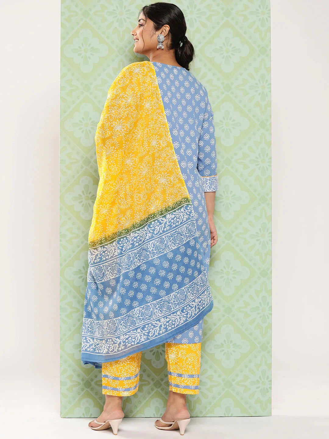 Yufta Plus Size Ethnic Motifs Printed Thread Work Pure Cotton Kurta Set