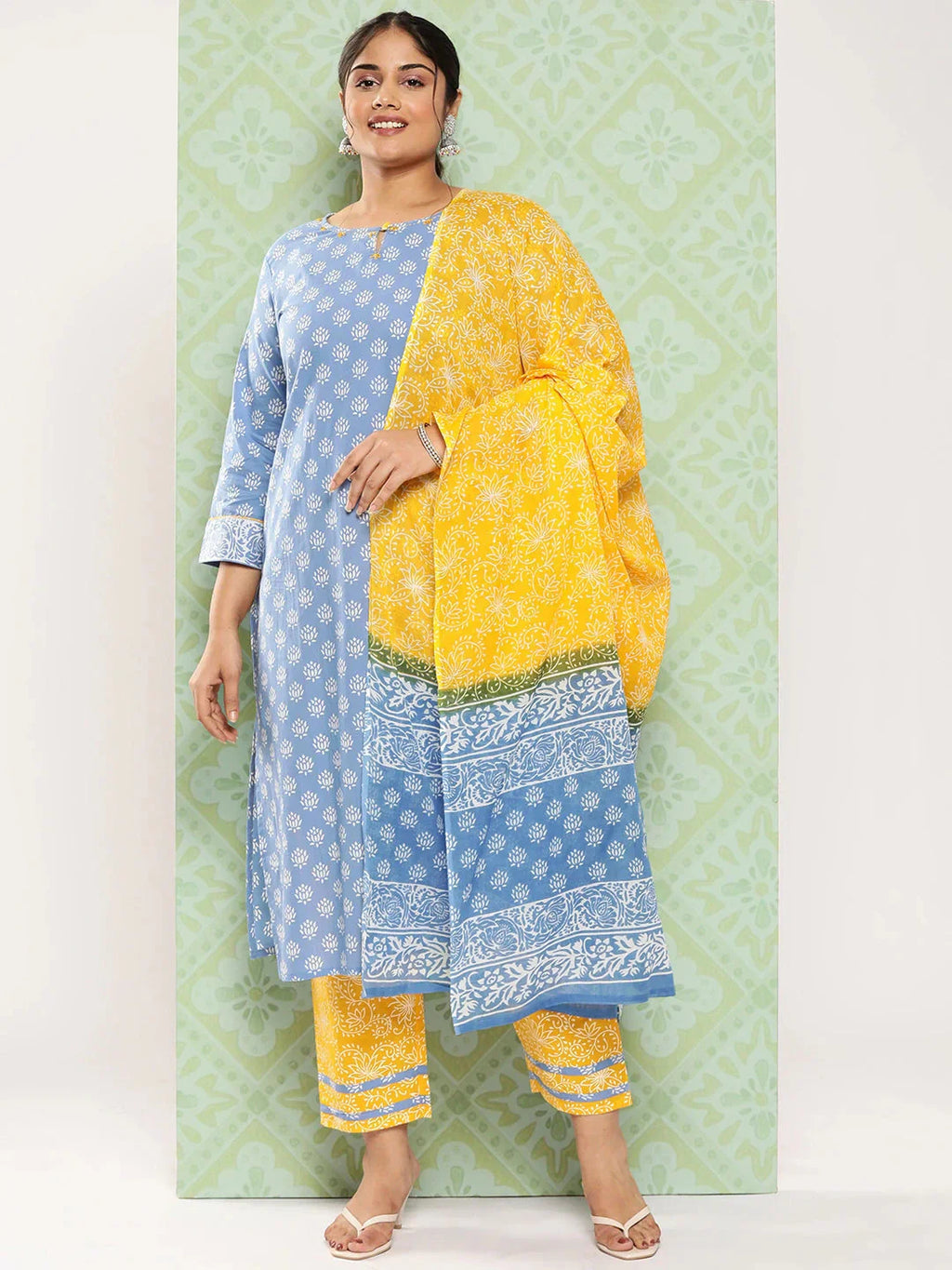 Yufta Plus Size Ethnic Motifs Printed Thread Work Pure Cotton Kurta Set