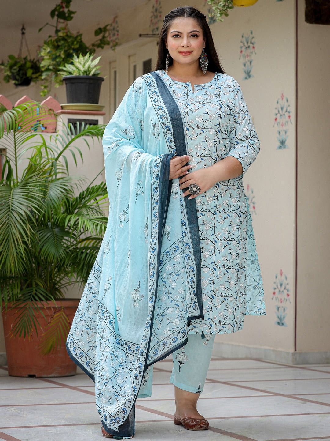 Yufta Plus Size Floral Cotton Kurta Dupatta Set