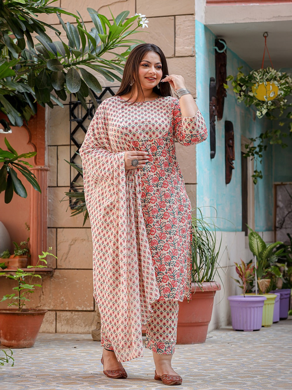 Yufta Plus Size Floral Printed Regular Pure Cotton Kurta with Trousers & Dupatta