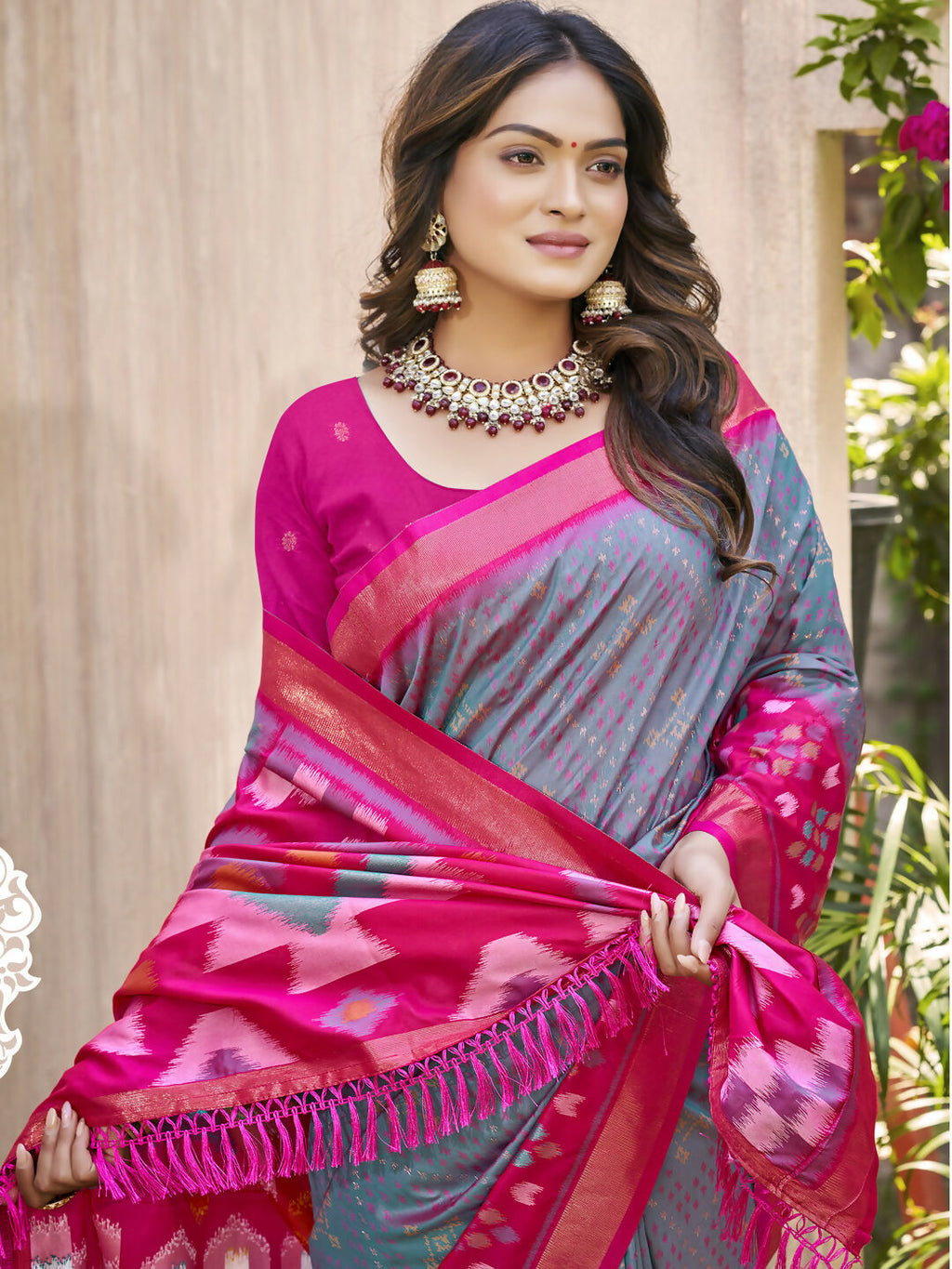 Shree Shyam Fashion Pochampalli Silk Grey Saree