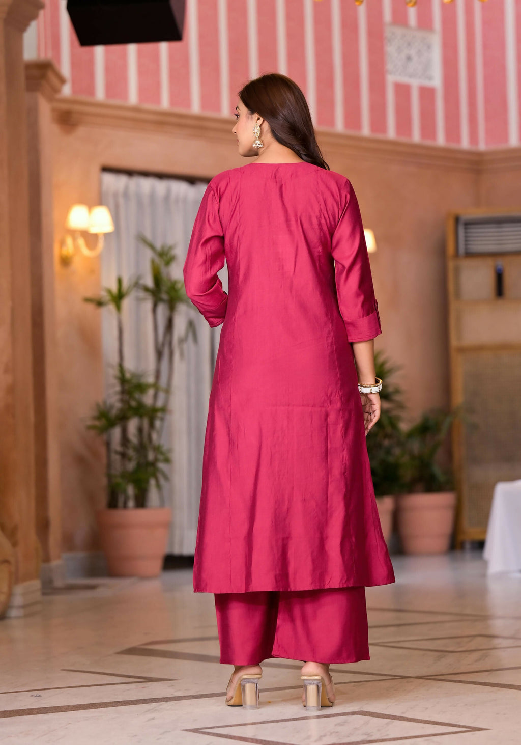 Juniper Women's Fuchsia Zari Embroidered Cotton Kurta Set With Button Closure
