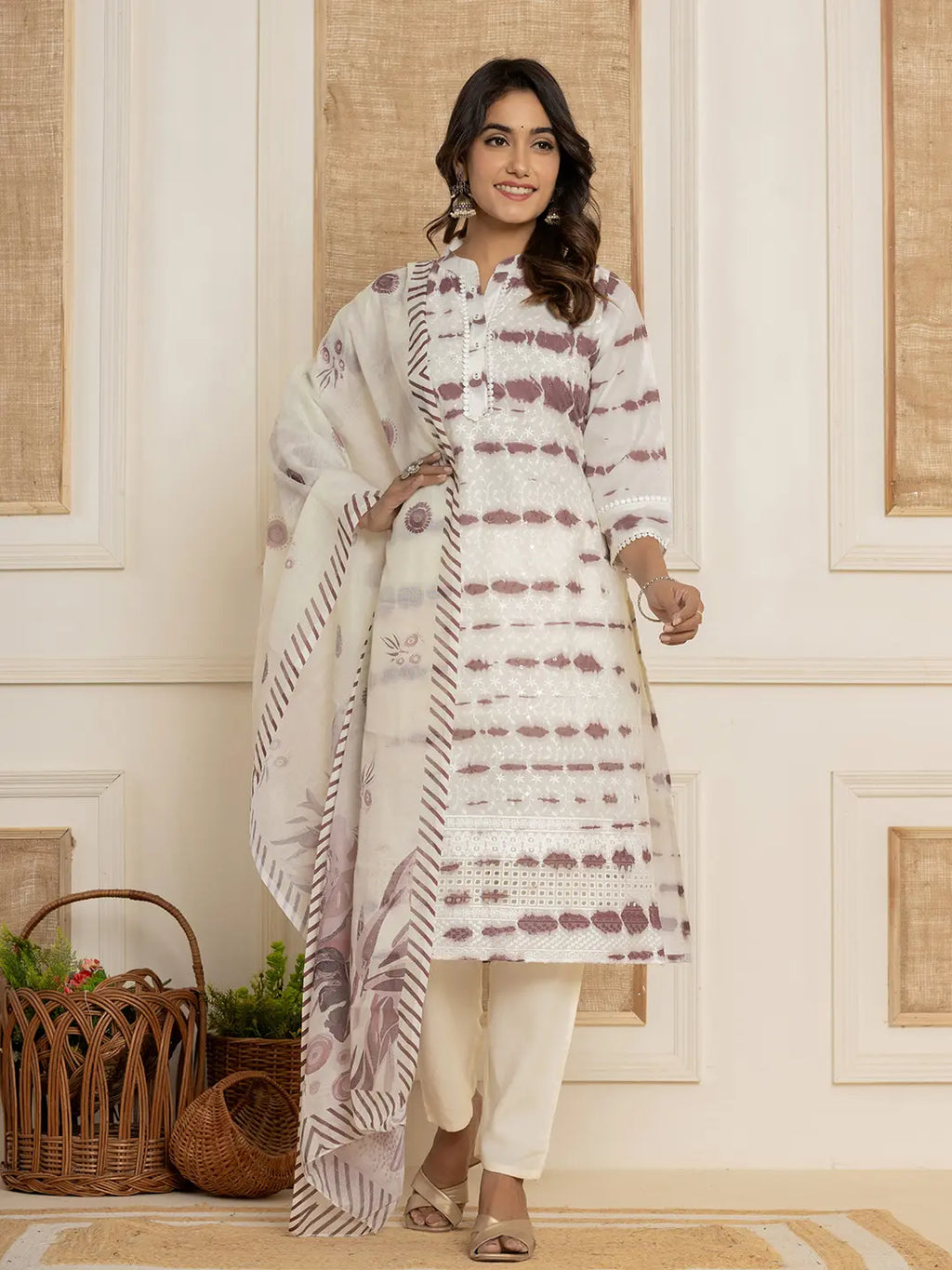 Yufta Purple Embroidery Cotton Have A Lining Kurta Trousers With Dupatta Set
