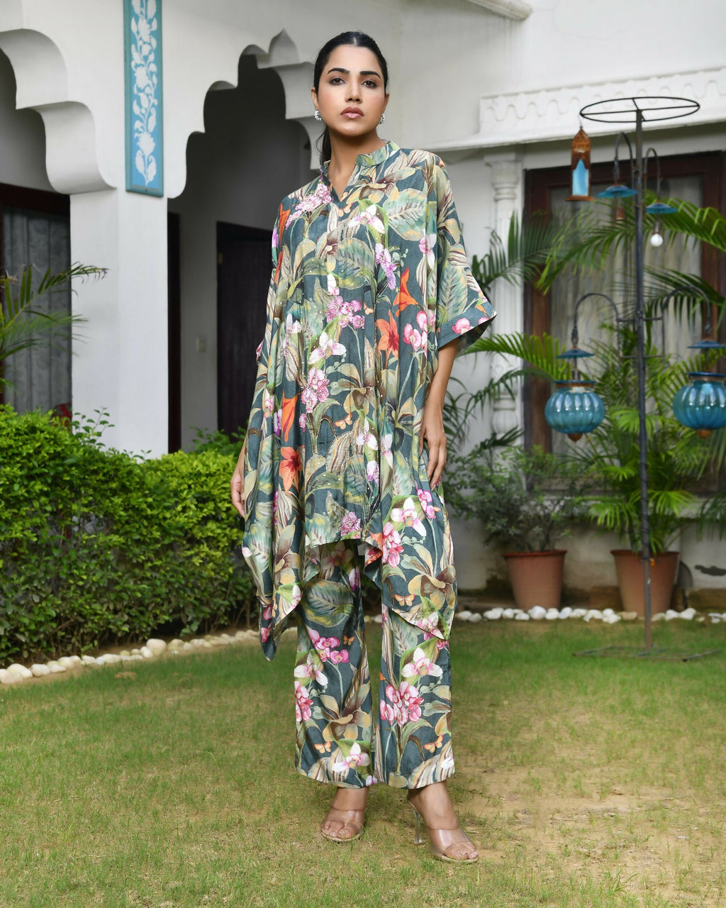 Vaasva Women's Dark Green Musline Viscose Digital Printed Kaftan Pant Set