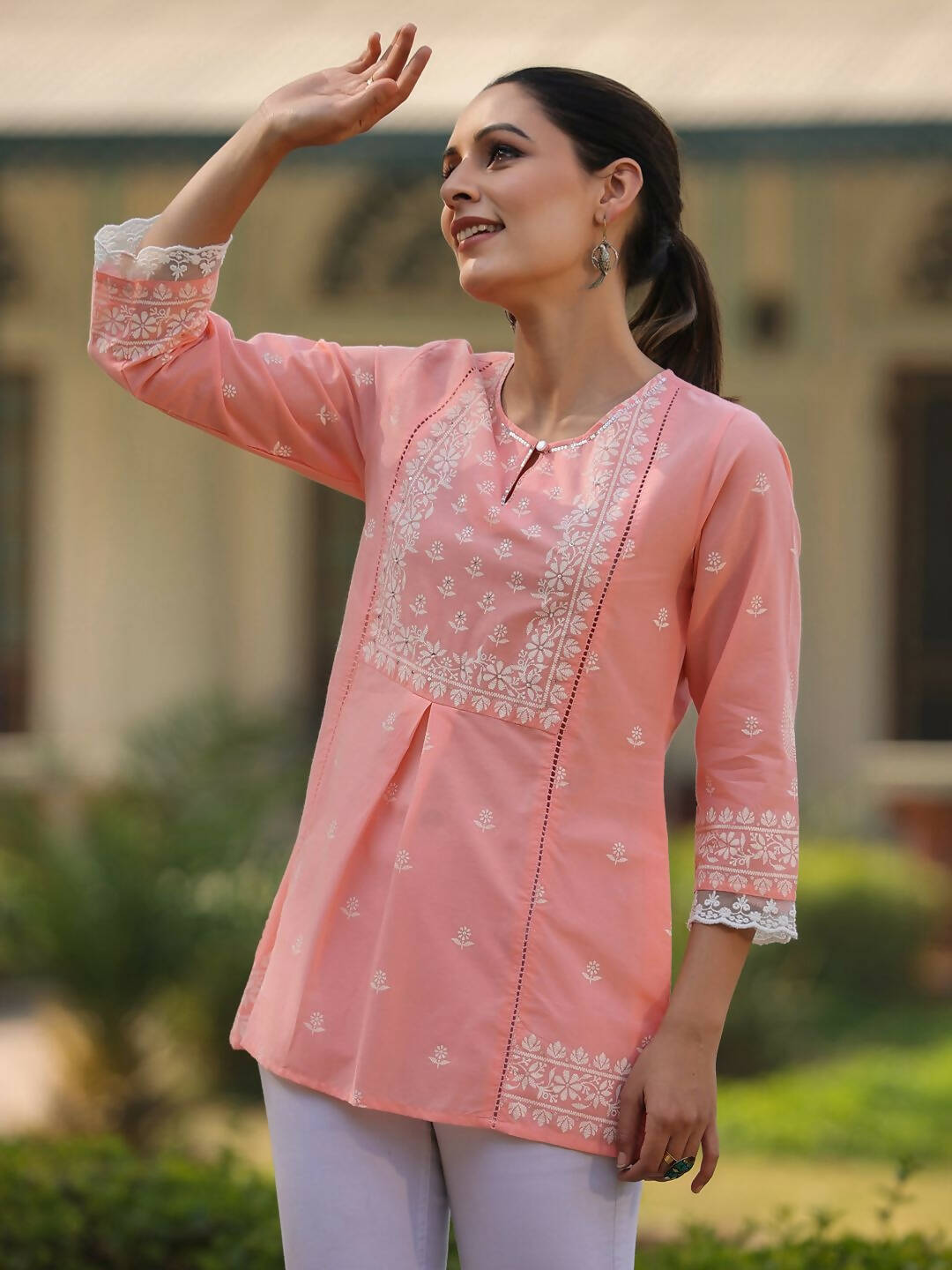 Juniper Women's Peach Cambric Floral Printed Tunic