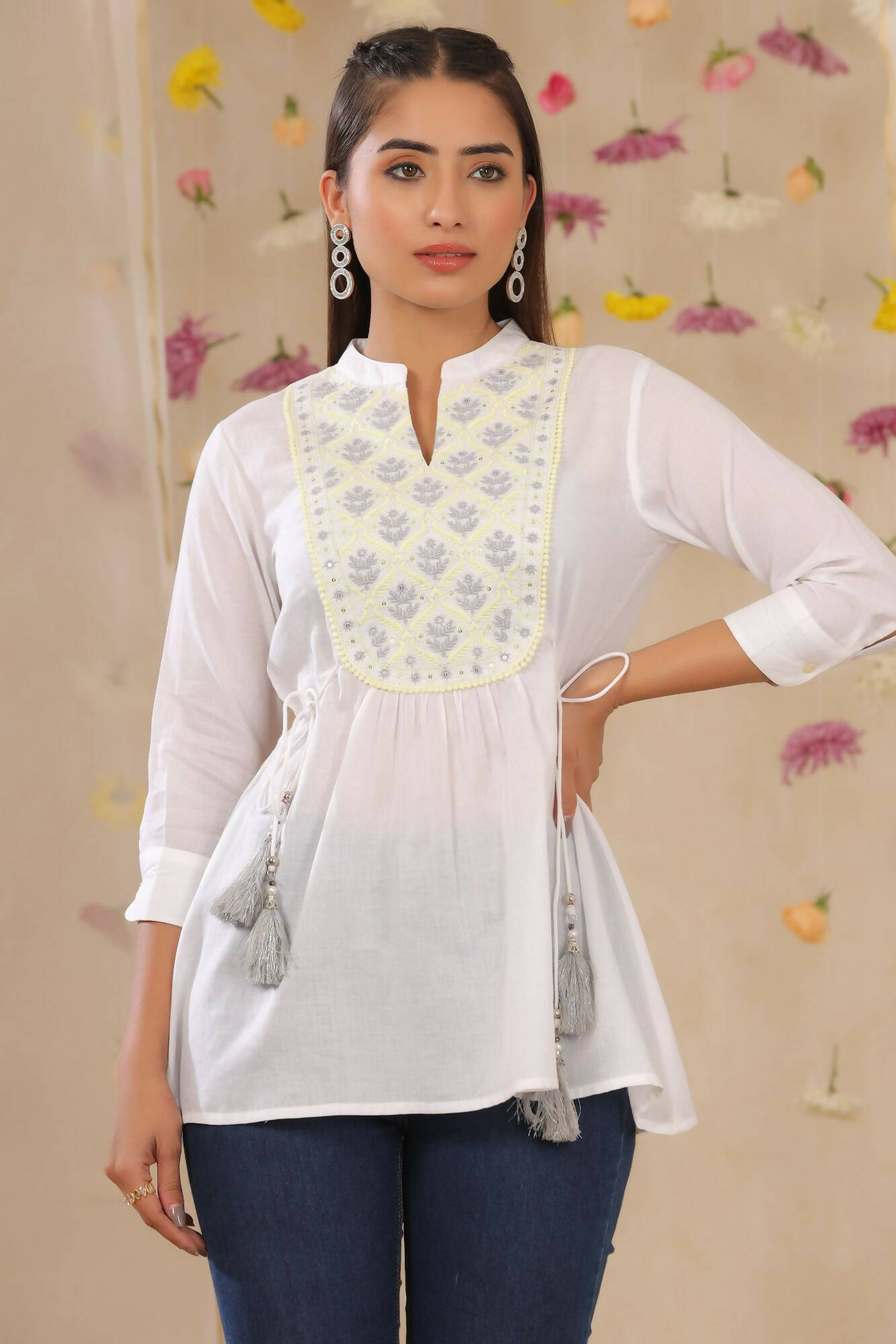 Juniper Women White Cotton Moss Embroidered A-Line Tunic