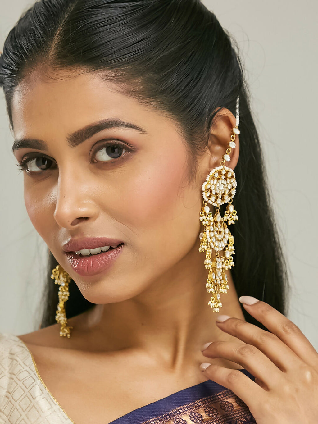 Nuyug 22 K Gold-Plated Elegant Kundan Studded & Pearl Beaded Crescent Shaped Kanauti Earrings