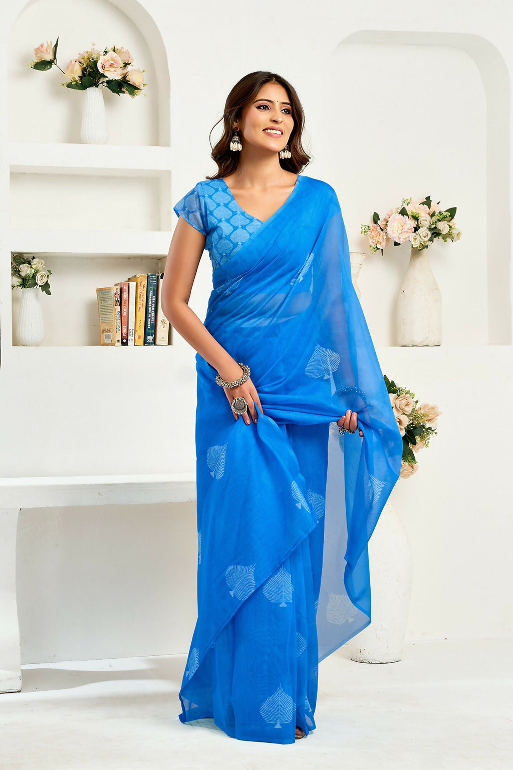 Vastranavya Blue Digital Printed Linen Ready To Wear Designer Saree with Unstitched Blouse