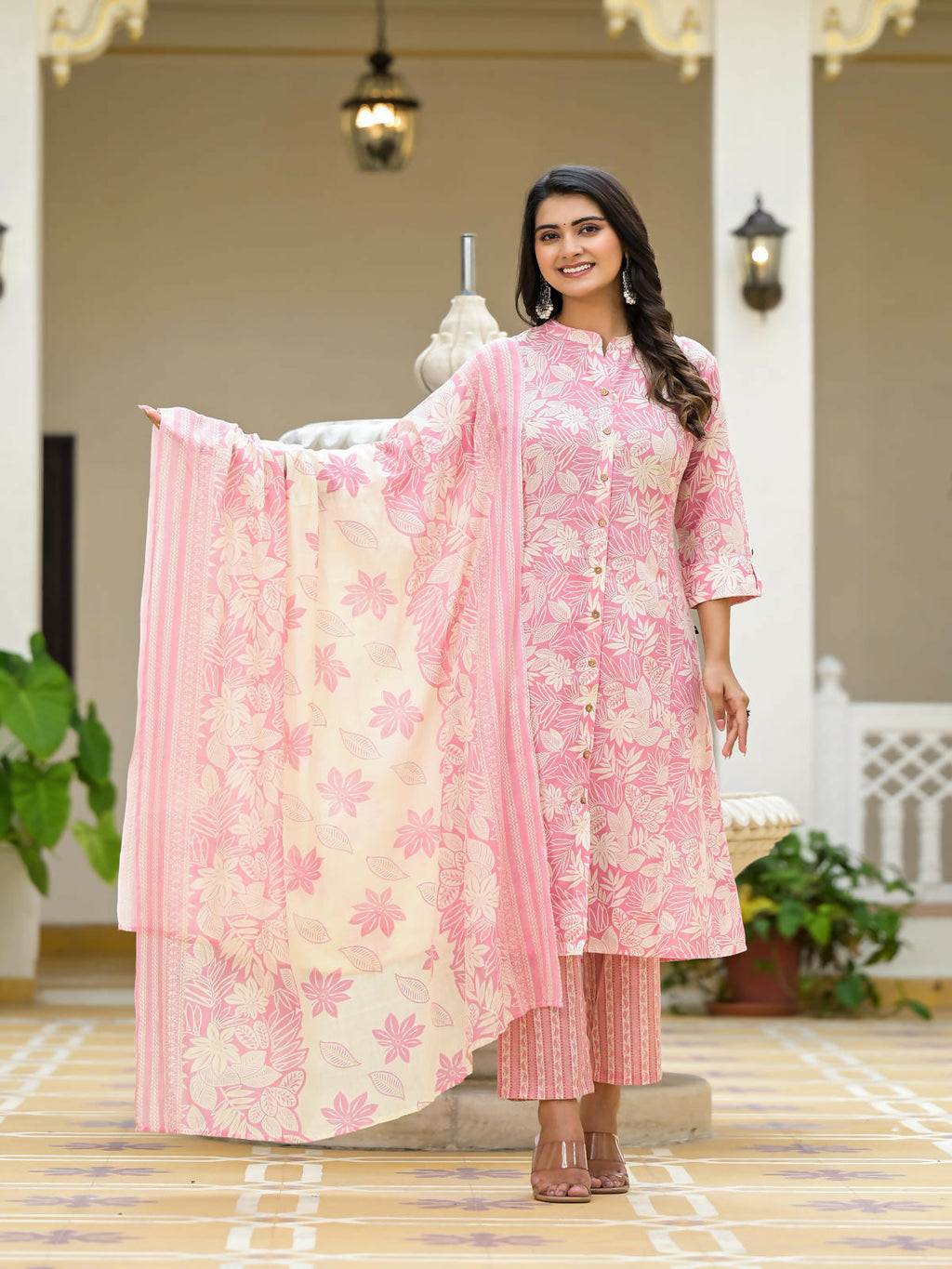 Juniper Women's Pink Floral Printed Cotton Kurta Set With Buttons