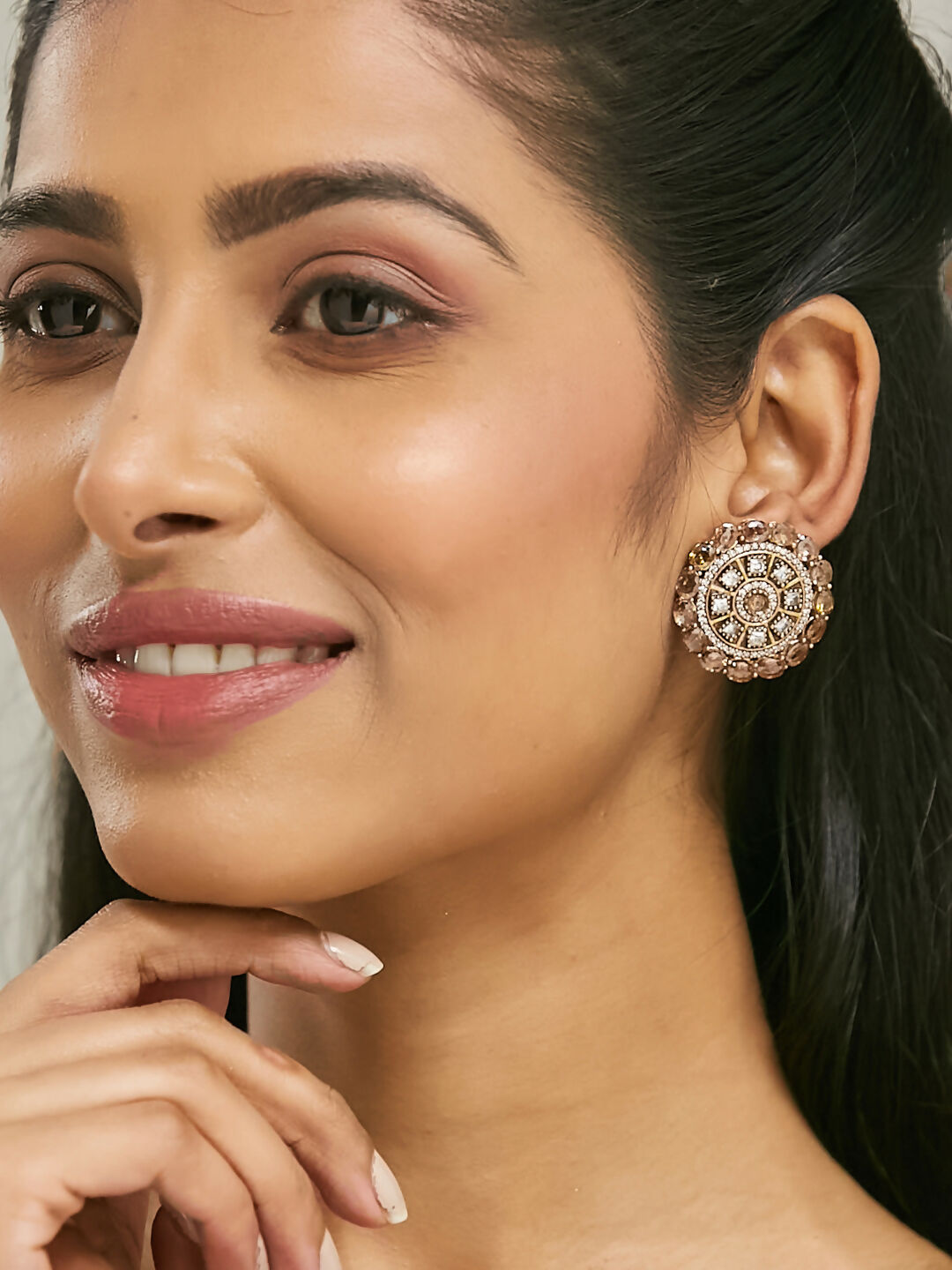 Nuyug 22k Gold Plated Round Stud Earrings