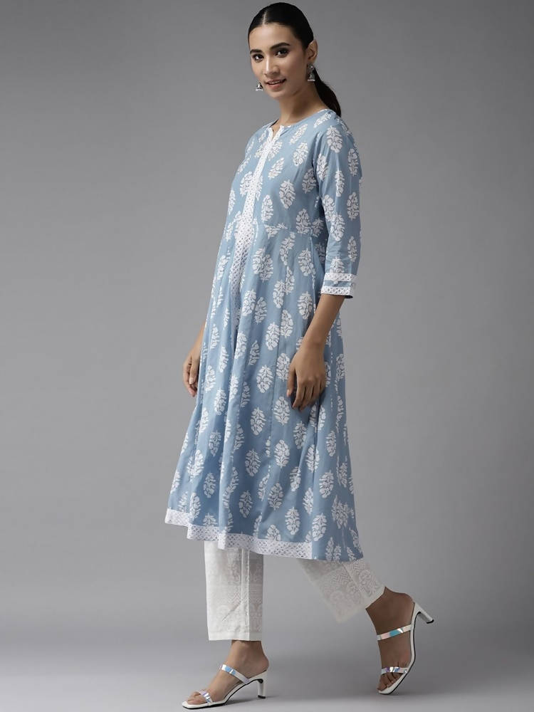 Yufta Blue & White A-Line Dupatta Set
