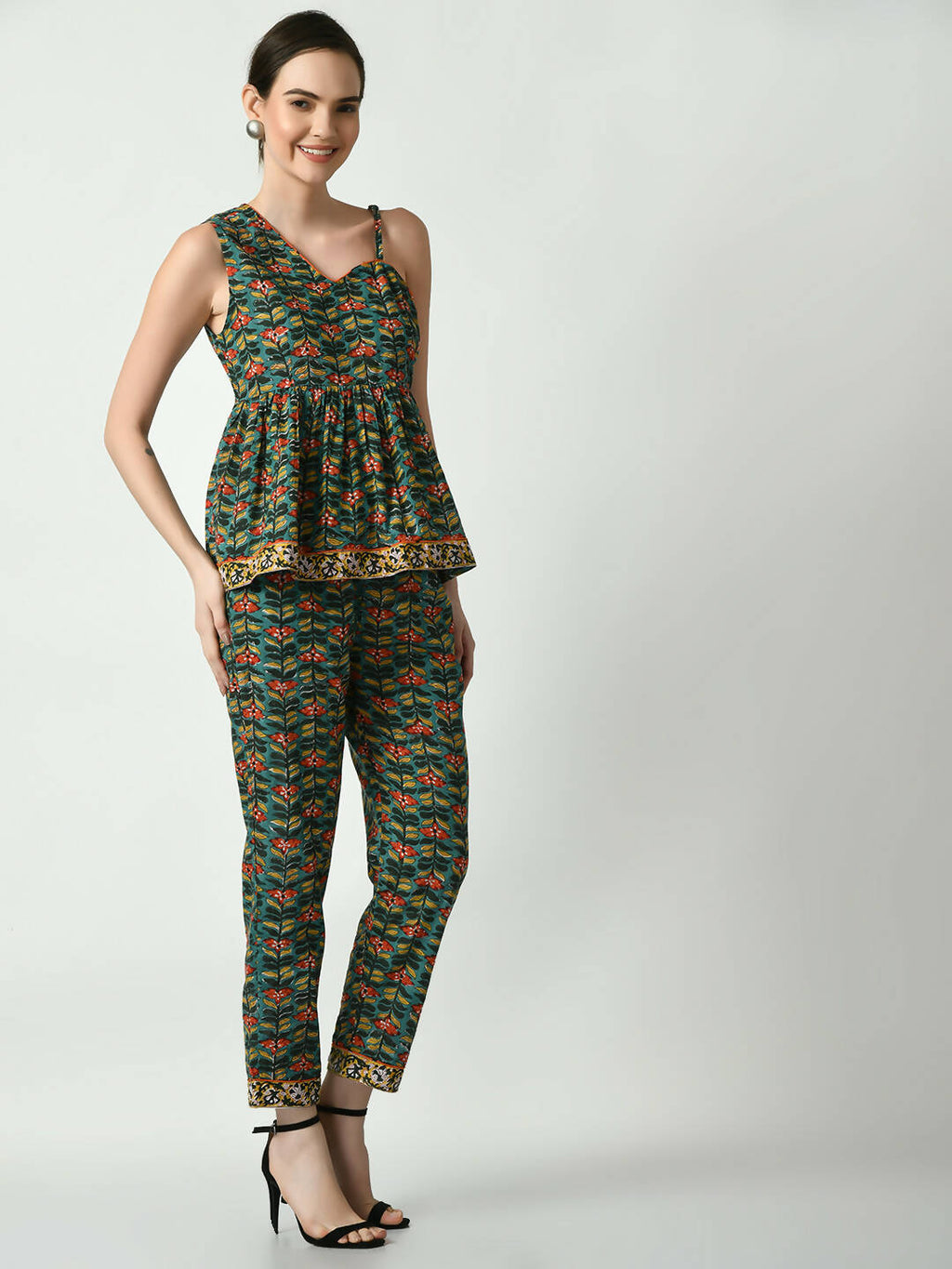 Myshka Women's Green Floral Printed Top
