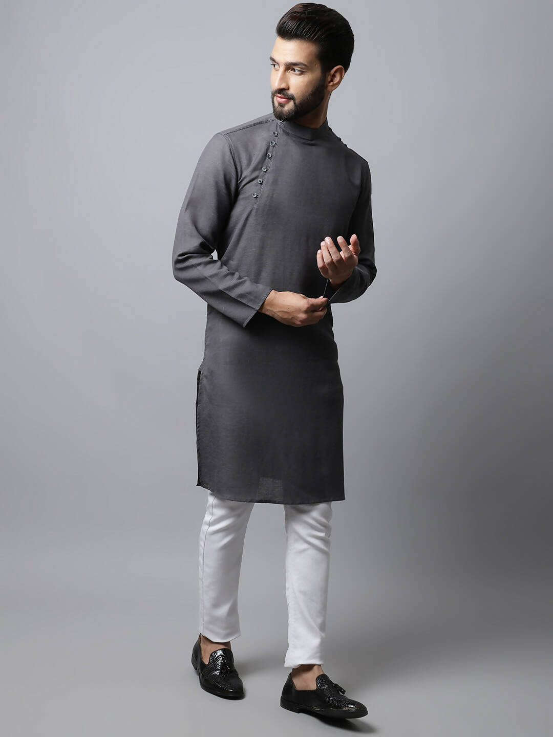 Even Apparels Grey Color Pure Cotton Men's Kurta With Side Placket (SLD1202)