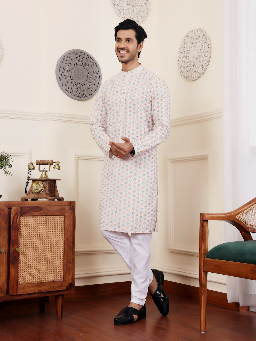 Off White Viscose Chikankari Embroidery Work Men's Rajwadi Kurta Set - Mahotsav