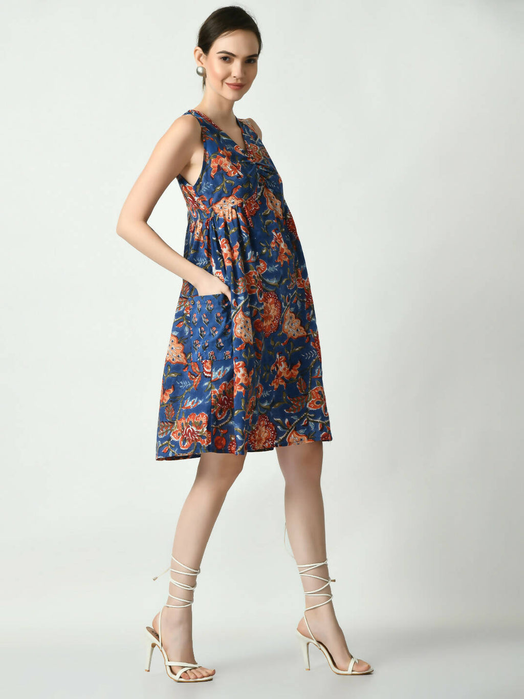 Myshka Women's Blue Floral Printed A-Line Dress