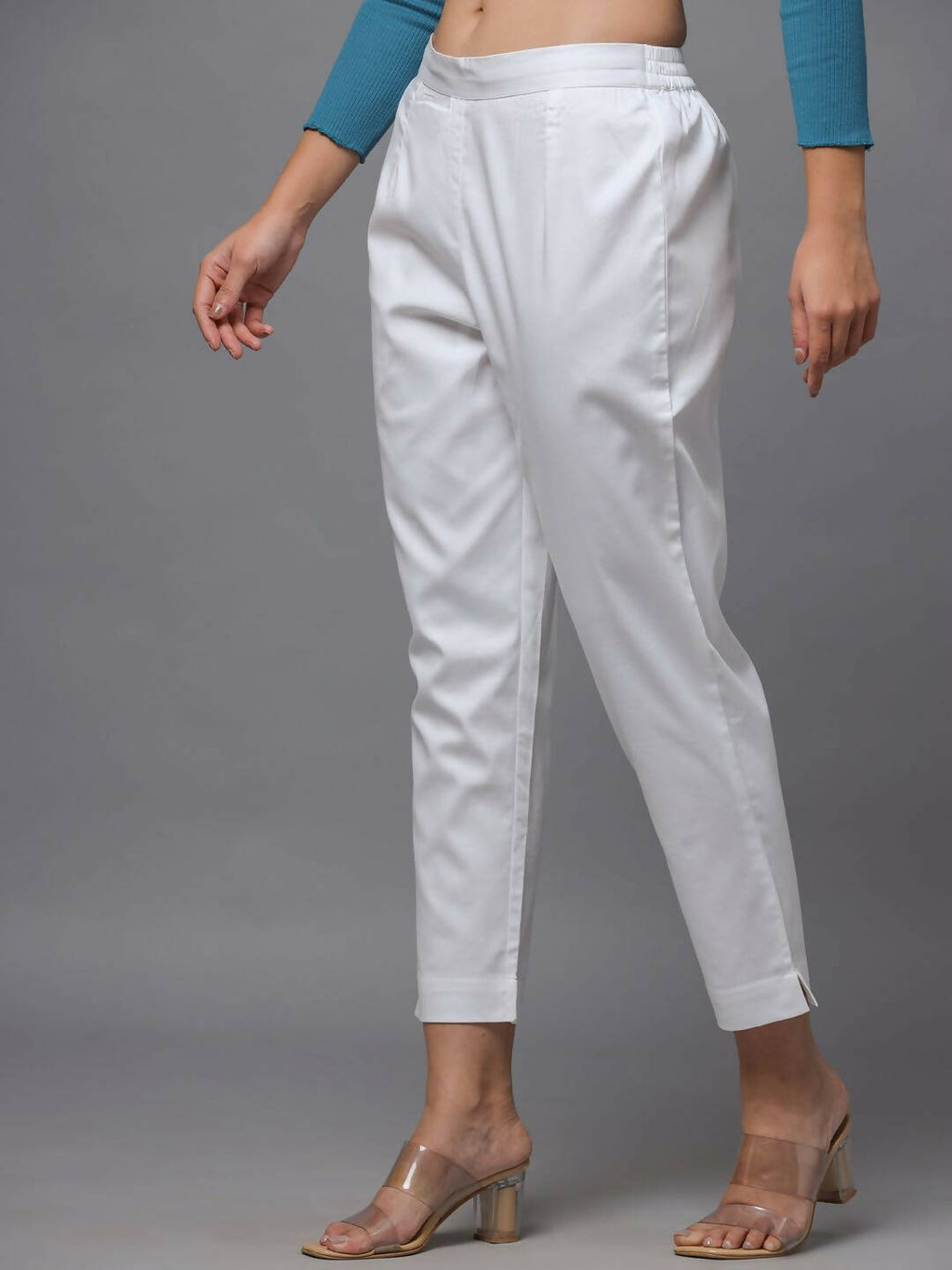 Juniper Women's White Solid Straight Slim Pant