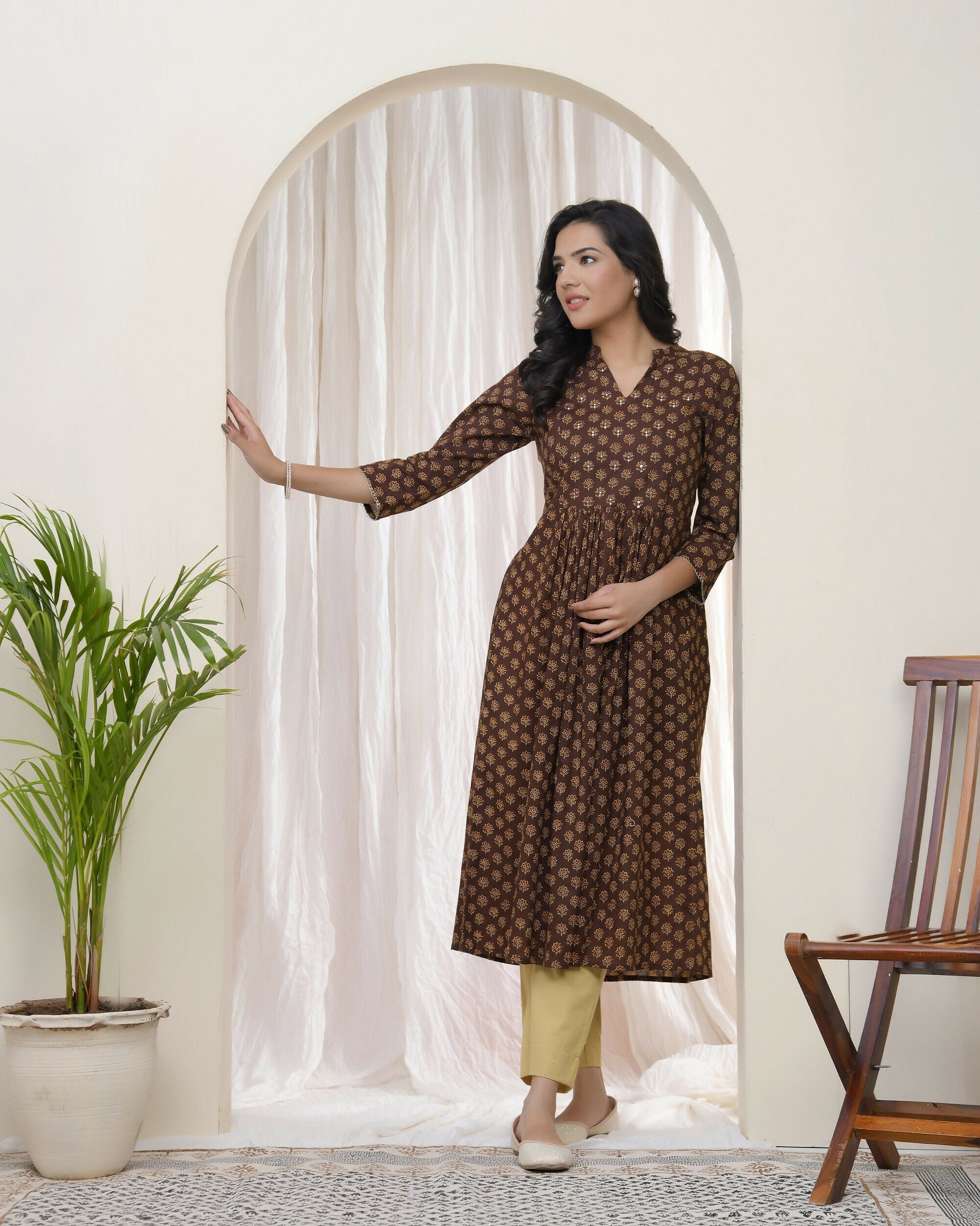 Vaasva Brown Boonta Cotton Printed Gathered Kurti With Pant