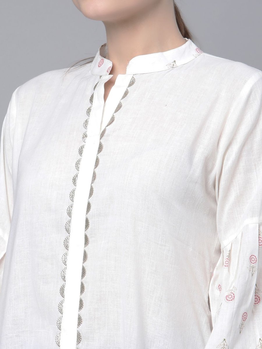 Ahalyaa Women Off White Pure Cotton Printed Tunic