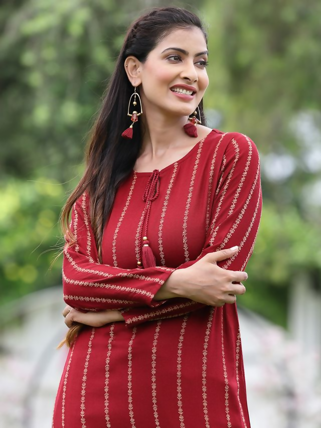 Juniper Maroon Ethnic Motif Printed Acrylic Straight Kurta.