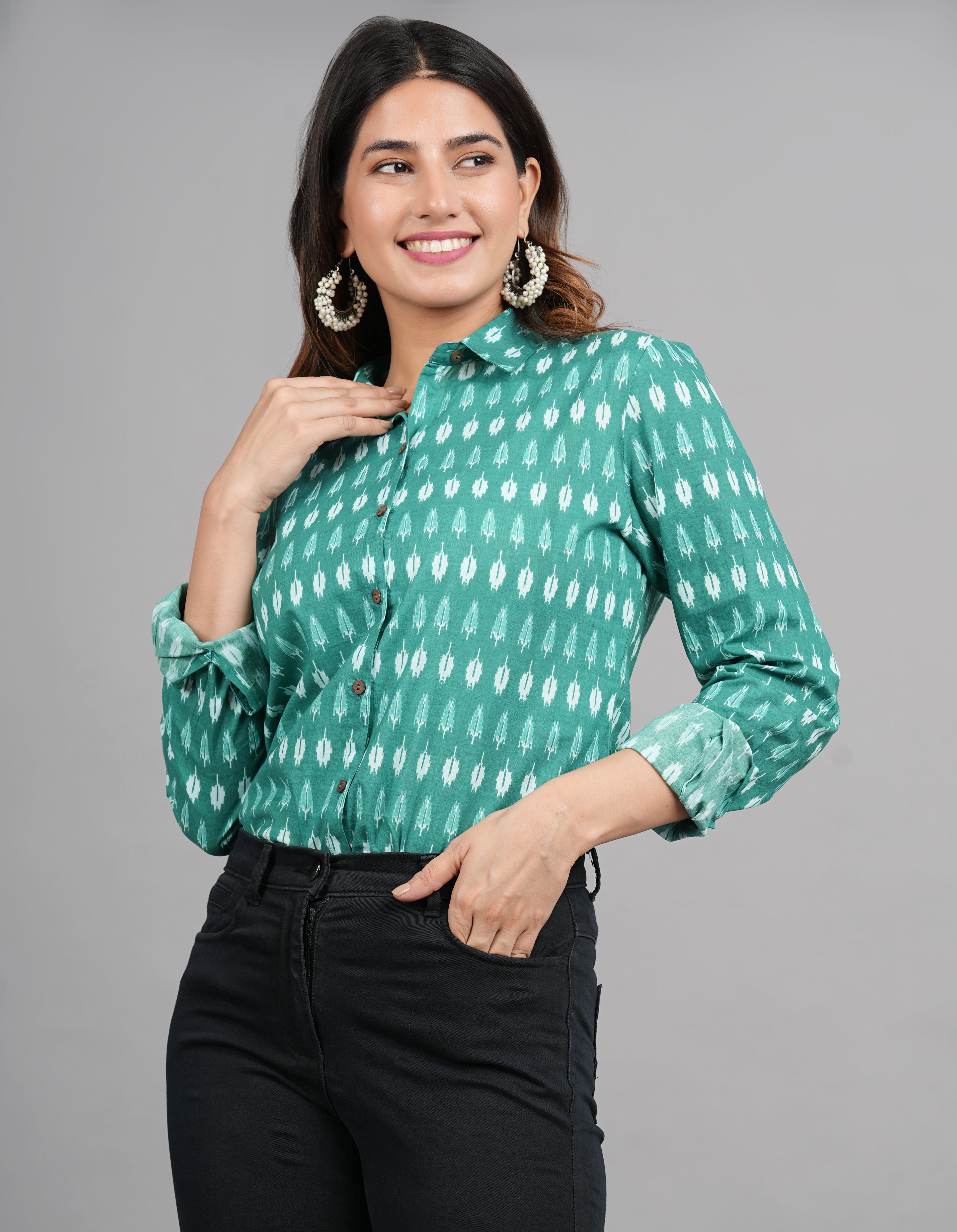 House of RP Women Cotton Green Print Casual Shirt