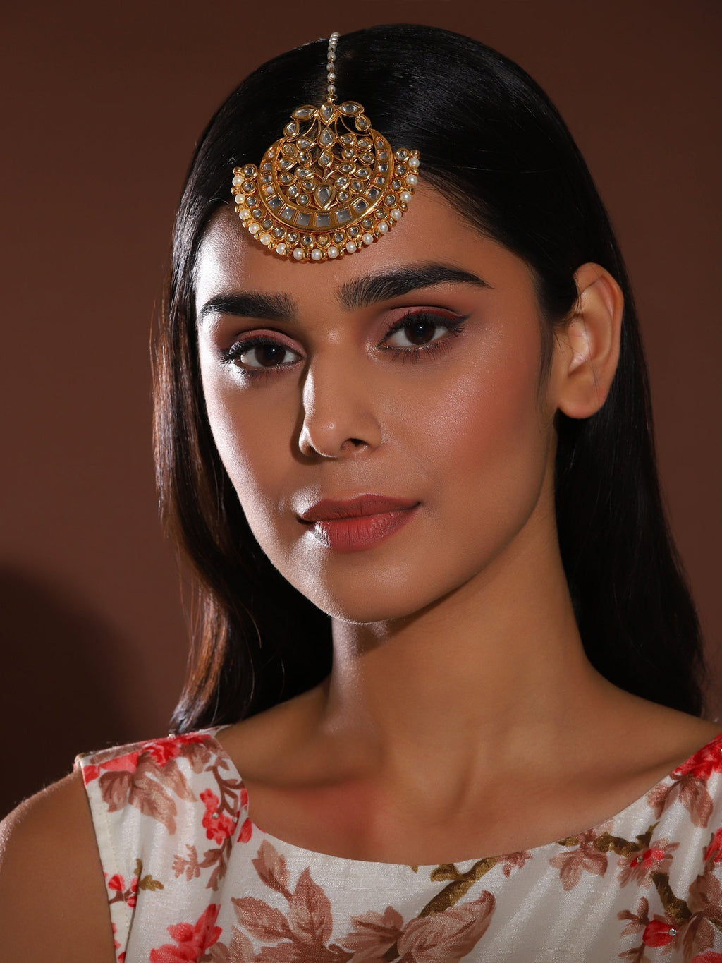 Gold-Polished White Kundan-Studded Maang Tikka - Ruby Raang
