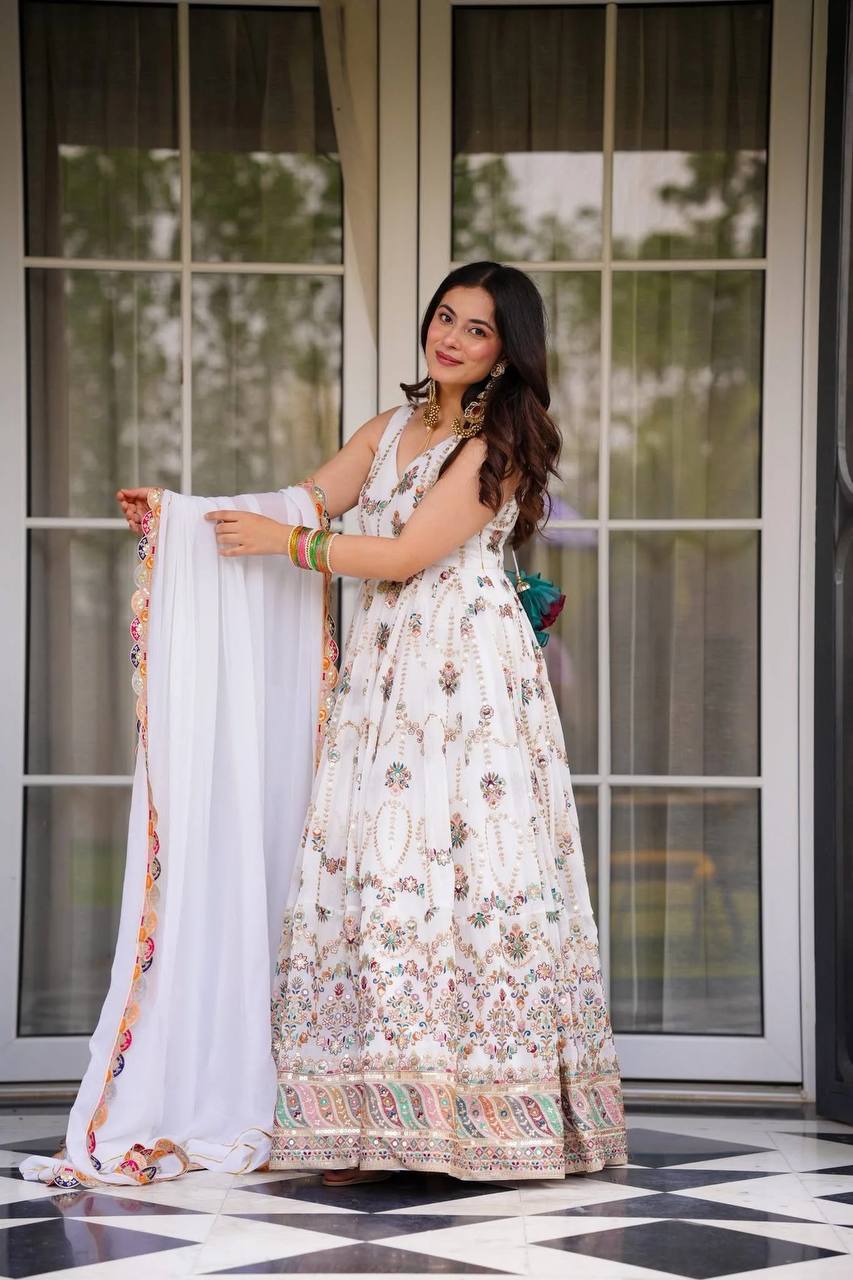 Prazu Fashion Off White Georgette Thread Sequin Anarkali Suit
