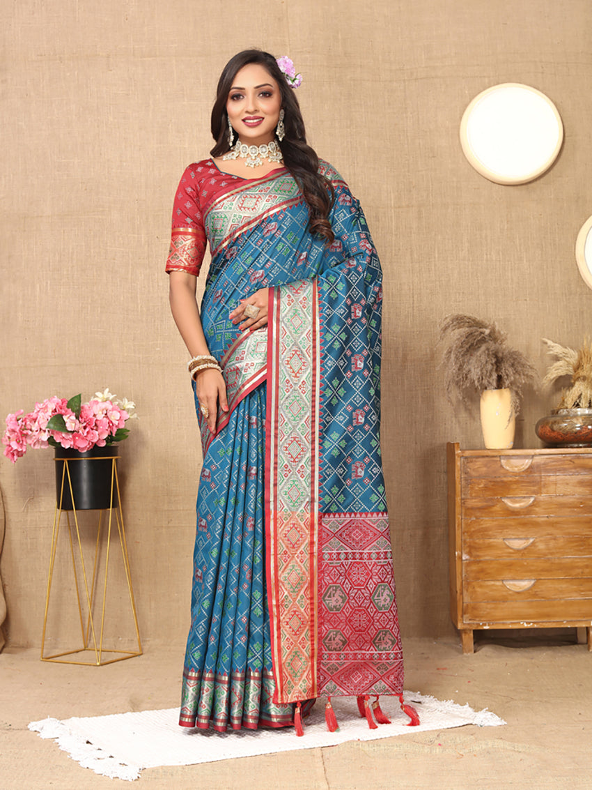 Lorenvalley Fashion Rama Patola Silk Woven Design with Zari Meenakari Weaving motifs Pallu Saree