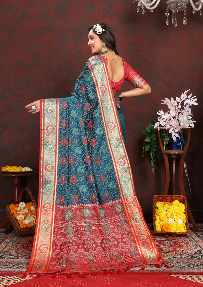 Lorenvalley Fashion Rama Patola Silk Woven Design with Zari Meenakari Weaving motifs Pallu Saree