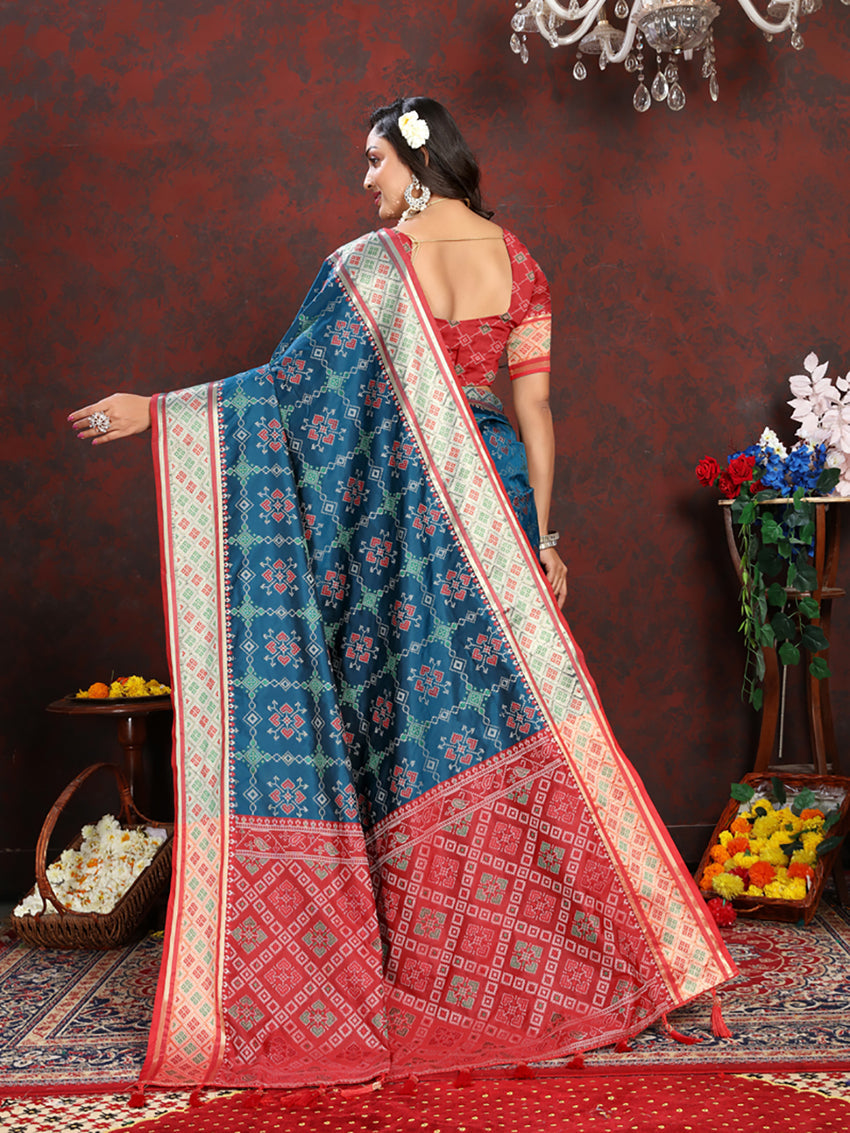 Lorenvalley Fashion Rama Patola Silk Woven Design with Zari Meenakari Weaving motifs Pallu Saree