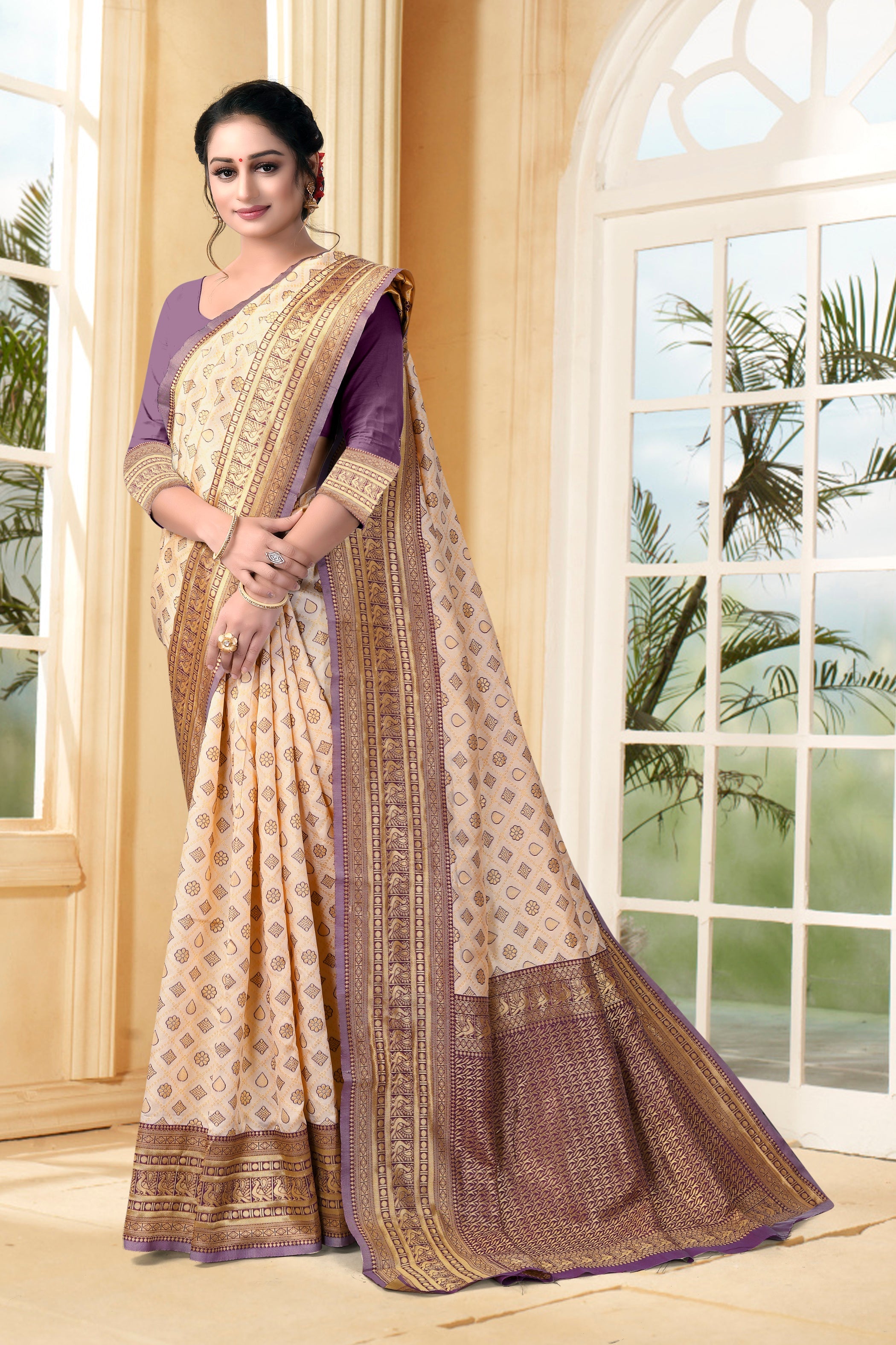 Vedant Vastram Litchi Silk Designer Banarasi Saree - Cream