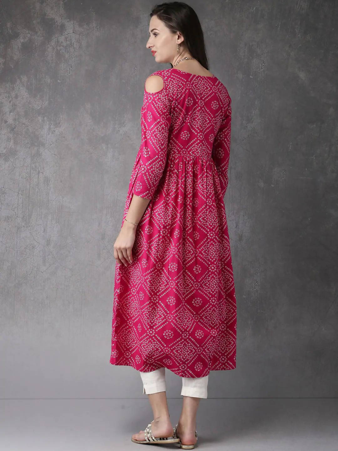 Vamika Pink Cotton Printed Party/Casual Wear Kurti
