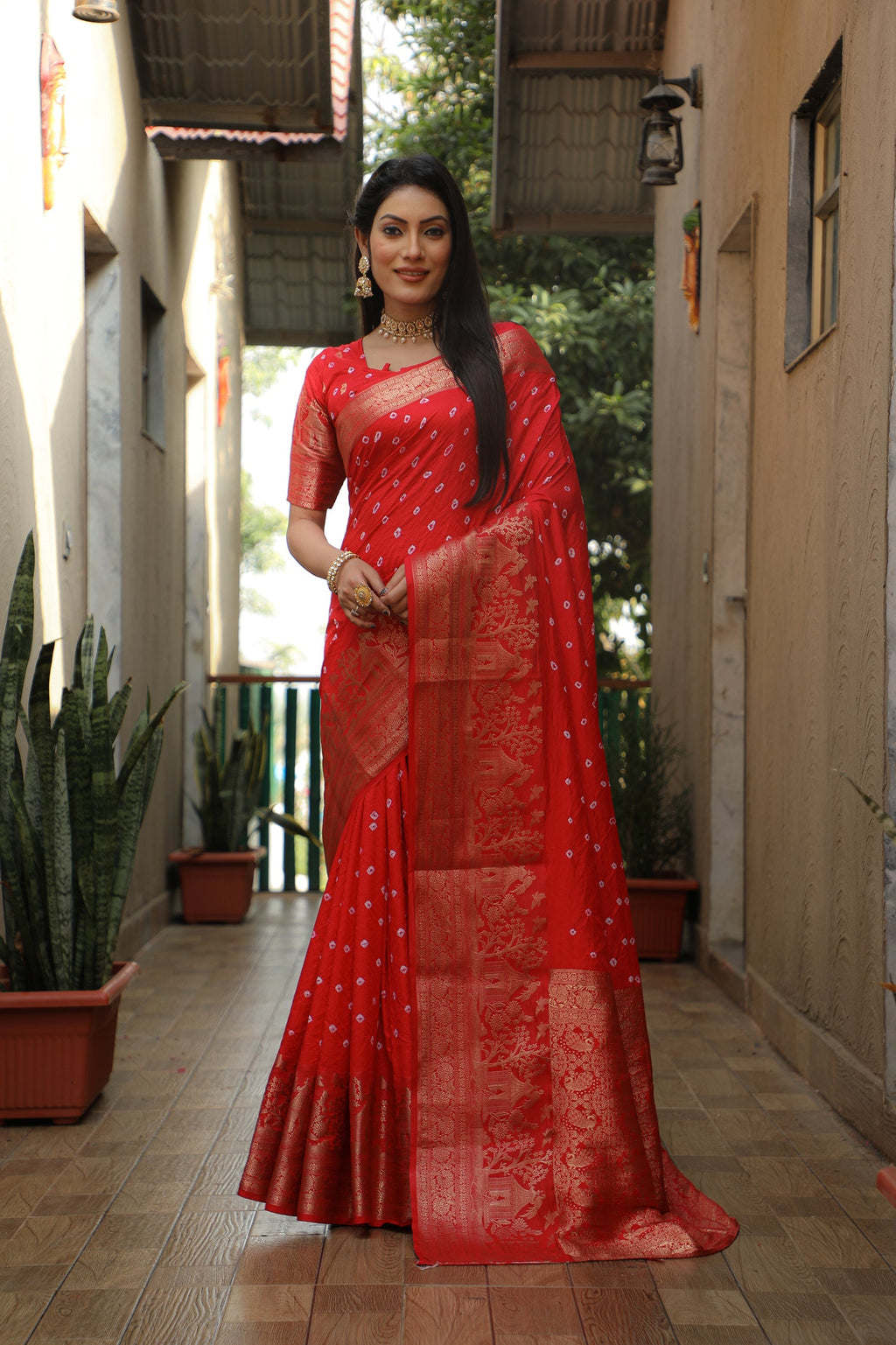 Lorenvalley Premium Pure Handmade Bandhej Kanjivaram silk saree with Zari Weaving Rich Pallu saree - Red