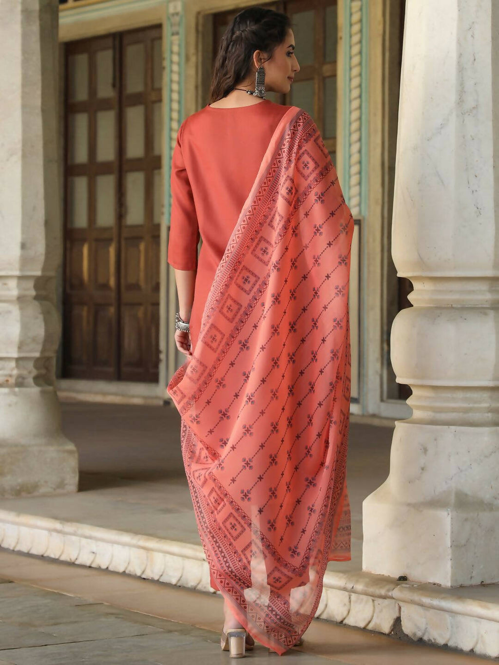 Juniper Women's Rust Silk Solid Embroidered Kurta Set