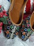 Desi Colour Women Indian Ethnic Footwear-Black Multi Floral