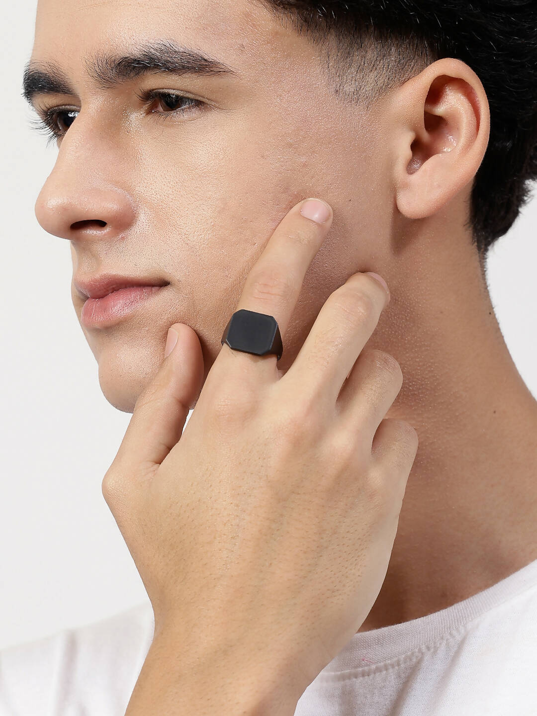 NVR Men's Black Metal Ring