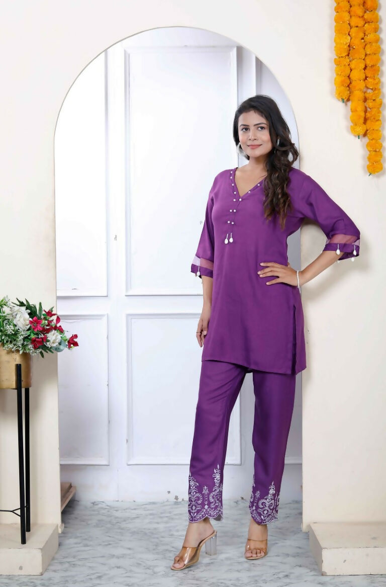 Miravan Women's Purple Solid Rayon Straight Co-Ord Set