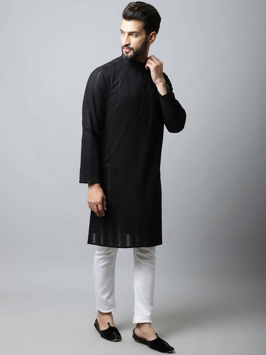 Even Apparels Black Color Pure Cotton Men's Kurta With Band Collar (STR1188)